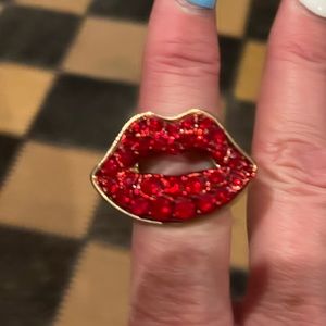 Fashion ring